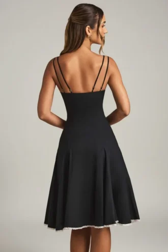 Robe midi trapèze Mallory à nœuds, en noir