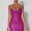 Robe Mischa à encolure en cœur ornée, couleur magenta Robe Mischa à encolure en cœur ornée, couleur magenta