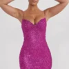 Robe Mischa à encolure en cœur ornée, couleur magenta Robe Mischa à encolure en cœur ornée, couleur magenta