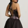 Robe Nanala à dos nu, lacets et ourlet bouffant, imprimé floral noir Robe Nanala à dos nu, lacets et ourlet bouffant, imprimé floral noir