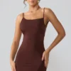 Robe Orli en jersey fluide à dos nu, couleur Espresso Robe Orli en jersey fluide à dos nu, couleur Espresso