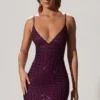 Robe plongeante semi-transparente à ornements Ronja, couleur violet foncé Robe plongeante semi-transparente à ornements Ronja, couleur violet foncé