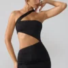Robe Shyla en jersey moulant froncé avec découpes, couleur noir Robe Shyla en jersey moulant froncé avec découpes, couleur noir
