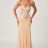 Robe sirène à corset orné Lysana, beige à motifs floraux Robe sirène à corset orné Lysana, beige à motifs floraux