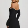Robe Stasia en modal, à épaules dénudées et coupe trapèze, en noir Robe Stasia en modal, à épaules dénudées et coupe trapèze, en noir