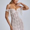 Robe trapèze en dentelle transparente Eleonora, couleur ivoire Robe trapèze en dentelle transparente Eleonora, couleur ivoire