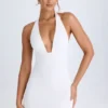 Robe Vella à dos nu et col bénitier, en blanc