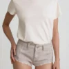 Short taille basse Lanori en écru Short taille basse Lanori en écru