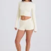 Shorts en maille côtelée à nouer, couleur crème Shorts en maille côtelée à nouer, couleur crème