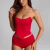 Shorty taille basse en jersey fluide Sabrine, couleur rouge feu Shorty taille basse en jersey fluide Sabrine, couleur rouge feu