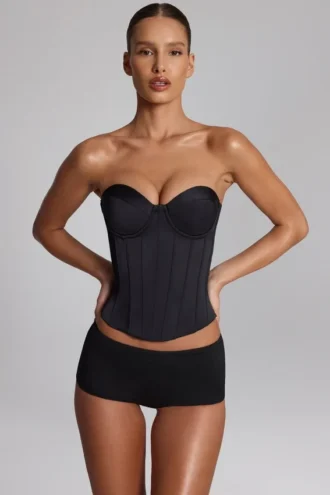 Shorty taille basse Sabrine en jersey moulant noir