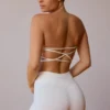 Soutien-gorge bandeau à dos croisé en blanc doux Soutien-gorge bandeau à dos croisé en blanc doux