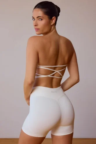 Soutien-gorge bandeau à dos croisé en blanc doux