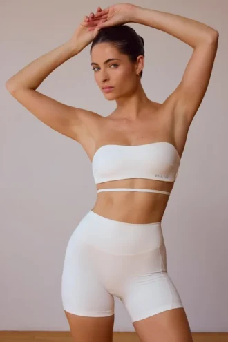 Soutien-gorge bandeau à dos croisé en blanc doux