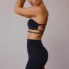 Soutien-gorge bandeau à dos croisé noir Soutien-gorge bandeau à dos croisé noir