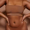 Soutien-gorge bandeau en maille douce Intimates, couleur Amande Soutien-gorge bandeau en maille douce Intimates, couleur Amande