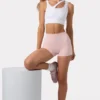 Soutien-gorge de sport asymétrique sans coutures en maille côtelée douce, blanc Soutien-gorge de sport asymétrique sans coutures en maille côtelée douce, blanc