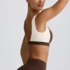 Soutien-gorge de sport contrasté en marl pecan Soutien-gorge de sport contrasté en marl pecan