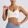 Soutien-gorge de sport Define Luxe à col en V, blanc Soutien-gorge de sport Define Luxe à col en V, blanc