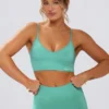 Soutien-gorge de sport Define Luxe à col en V, couleur menthe Soutien-gorge de sport Define Luxe à col en V, couleur menthe