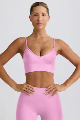 Soutien-gorge de sport Define Luxe à col en V, rose bubblegum