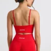 Soutien-gorge de sport Define Luxe à col en V, rouge Soutien-gorge de sport Define Luxe à col en V, rouge
