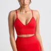Soutien-gorge de sport Define Luxe à col en V, rouge Soutien-gorge de sport Define Luxe à col en V, rouge