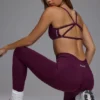 Soutien-gorge de sport Define Luxe à dos ouvert et à multiples possibilités, couleur Grape Soutien-gorge de sport Define Luxe à dos ouvert et à multiples possibilités, couleur Grape