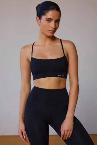 Soutien-gorge de sport à dos croisé en noir