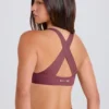 Soutien-gorge de sport à dos croisé et encolure en V, couleur Açaï Soutien-gorge de sport à dos croisé et encolure en V, couleur Açaï