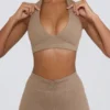 Soutien-gorge de sport en jersey brossé à encolure en V, couleur marbré moka Soutien-gorge de sport en jersey brossé à encolure en V, couleur marbré moka