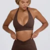 Soutien-gorge de sport en jersey brossé à encolure en V, couleur noisette chinée Soutien-gorge de sport en jersey brossé à encolure en V, couleur noisette chinée