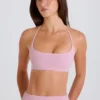 Soutien-gorge de sport à encolure dégagée et dos nu, couleur mauve Soutien-gorge de sport à encolure dégagée et dos nu, couleur mauve