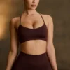 Soutien-gorge de sport sans coutures Super Sculpt à dos croisé, couleur chocolat Soutien-gorge de sport sans coutures Super Sculpt à dos croisé, couleur chocolat