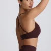 Soutien-gorge de sport sans coutures Super Sculpt à dos croisé, couleur chocolat Soutien-gorge de sport sans coutures Super Sculpt à dos croisé, couleur chocolat