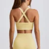 Soutien-gorge de sport sans coutures Super Sculpt à dos croisé, couleur jaune beurre Soutien-gorge de sport sans coutures Super Sculpt à dos croisé, couleur jaune beurre