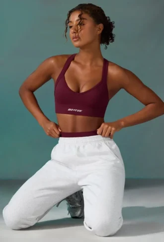 Soutien-gorge de sport sans coutures Super Sculpt à dos croisé, couleur prune Soutien-gorge de sport sans coutures Super Sculpt à dos croisé, couleur prune