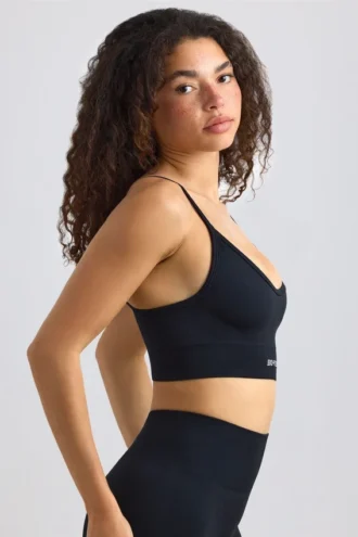 Soutien-gorge de sport sans coutures Super Sculpt à encolure dégagée, noir