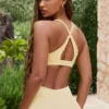 Soutien-gorge de sport Soft Active à bretelles croisées dans le dos, couleur citron Soutien-gorge de sport Soft Active à bretelles croisées dans le dos, couleur citron