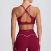 Soutien-gorge de sport Soft Active à col en V, bordeaux Soutien-gorge de sport Soft Active à col en V, bordeaux