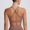 Soutien-gorge de sport Soft Active à col en V, couleur Mocha Soutien-gorge de sport Soft Active à col en V, couleur Mocha