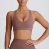 Soutien-gorge de sport Soft Active à col en V, couleur Mocha Soutien-gorge de sport Soft Active à col en V, couleur Mocha