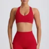 Soutien-gorge de sport Soft Active à col en V, couleur rouge vif Soutien-gorge de sport Soft Active à col en V, couleur rouge vif