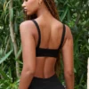 Soutien-gorge de sport Soft Active à coutures apparentes, noir Soutien-gorge de sport Soft Active à coutures apparentes, noir