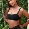 Soutien-gorge de sport Soft Active à coutures apparentes, noir Soutien-gorge de sport Soft Active à coutures apparentes, noir