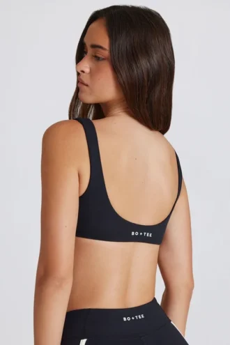 Soutien-gorge de sport Soft Active à effet torsadé sur le devant, noir