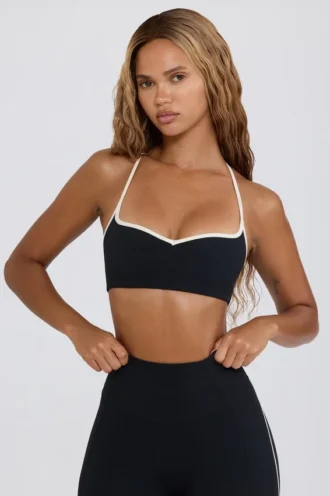 Soutien-gorge de sport Soft Active à encolure en cœur, noir