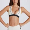 Soutien-gorge de sport Soft Active à superpositions, couleur ivoire Soutien-gorge de sport Soft Active à superpositions, couleur ivoire
