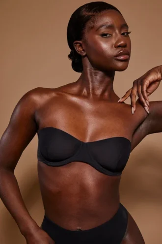 Soutien-gorge sans bretelles Intimates en maille douce, noir