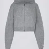 Sweat à capuche court zippé en maille douce, gris